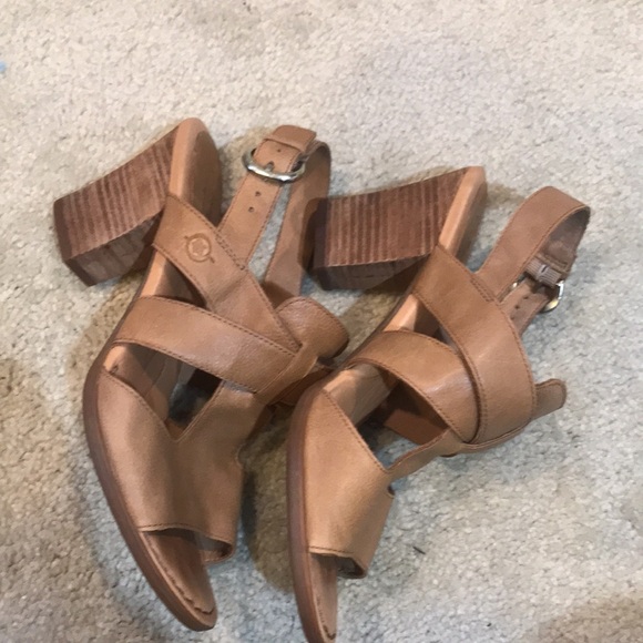 Born Leather Leather Block Heels Open Toe Ankle Strap Sandal- Size 9M - Picture 4 of 12